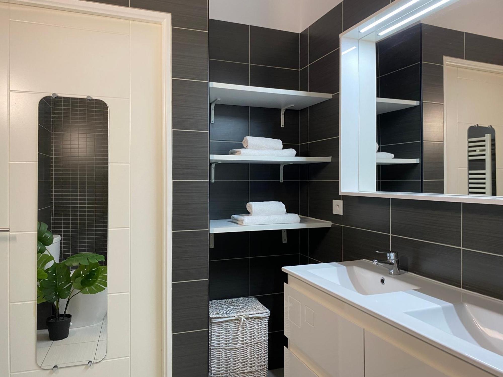 Inter Superb Studio Piscine 5 Min Gare Menton Ngoại thất bức ảnh